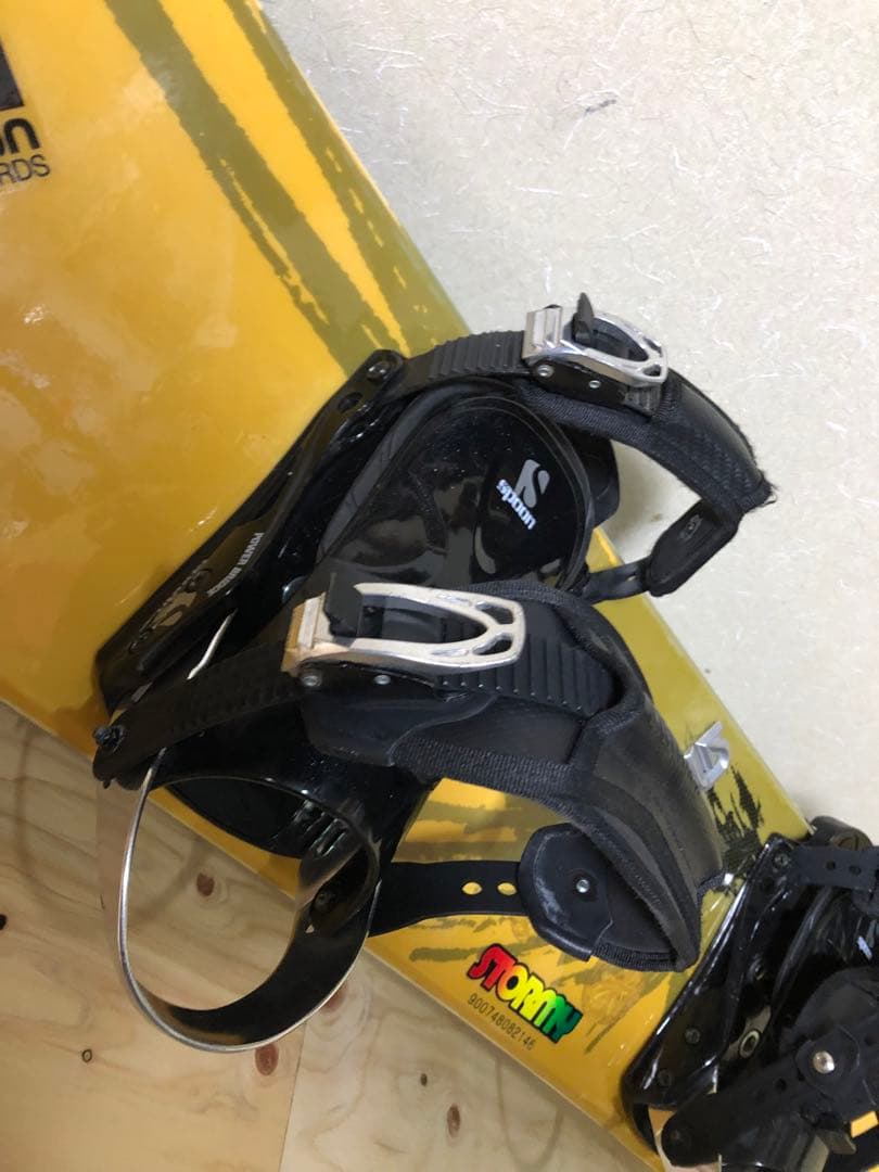 限界値引き　超人気のYONEXスノーボードビンディングセット