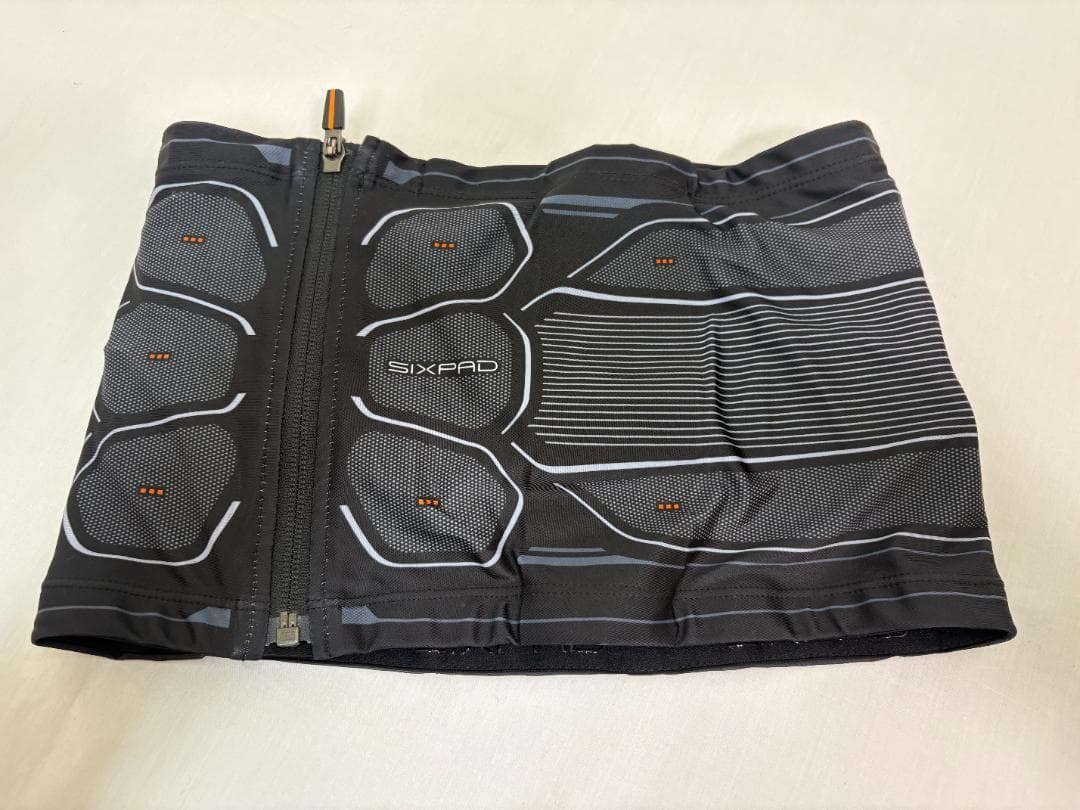 a*様 シックスパッド パワースーツライト コアベルト サイズM SE-BC00