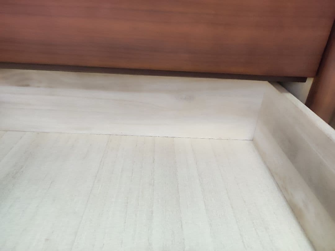 ウォルナット　木製チェスト　4段　引き出し ８個幅120cm　収納