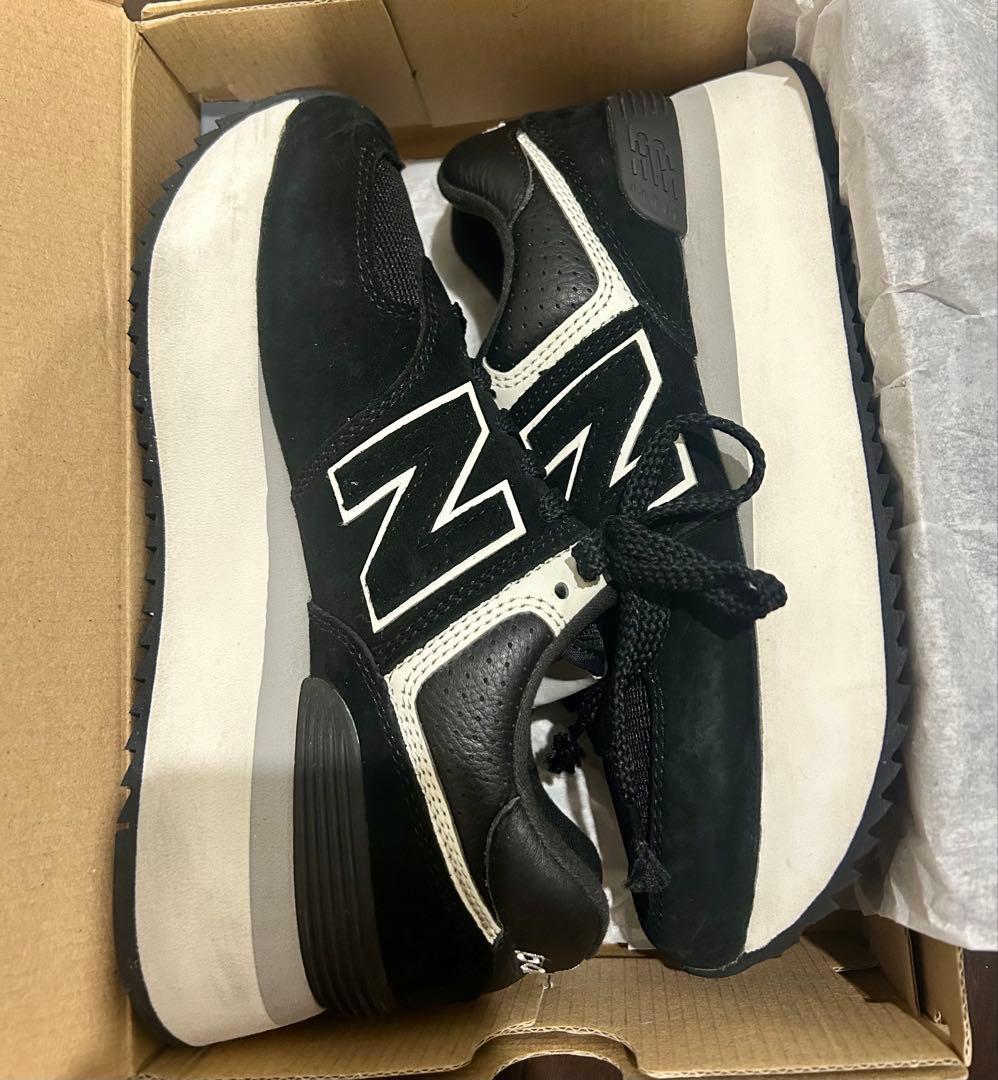 人気カラー！　美品　New Balance 574 厚底スニーカー