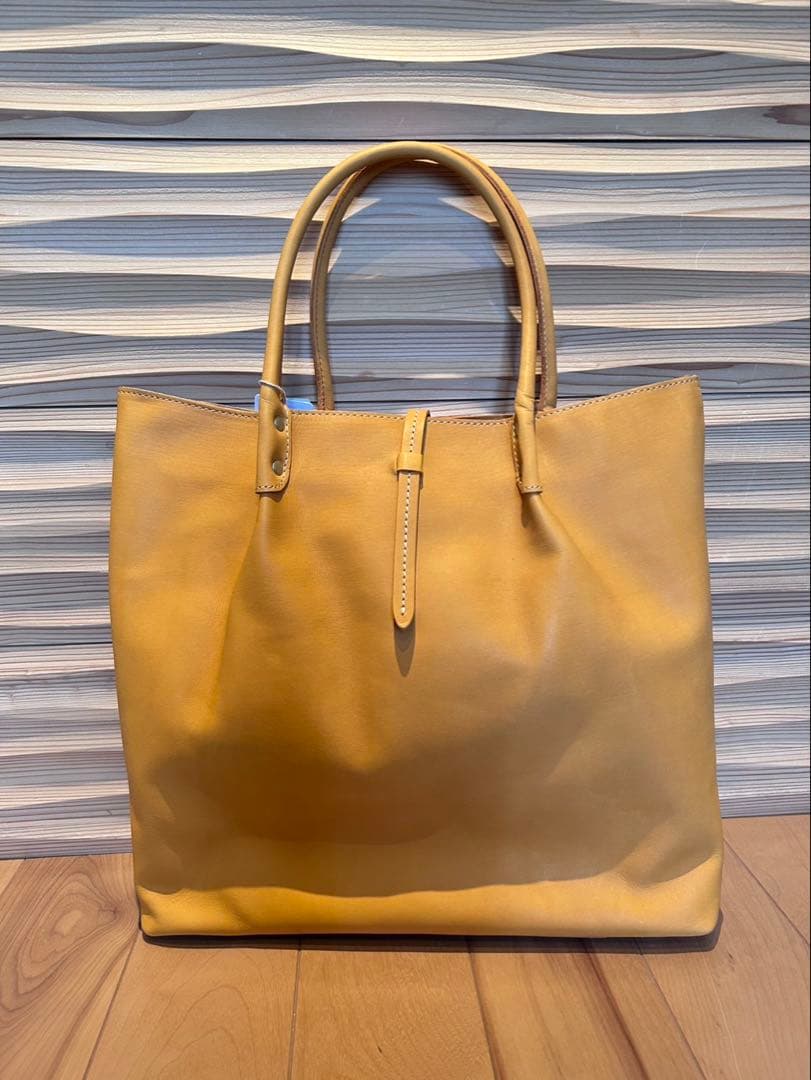 【牛革】イエロートートバッグ 外ポケット付き