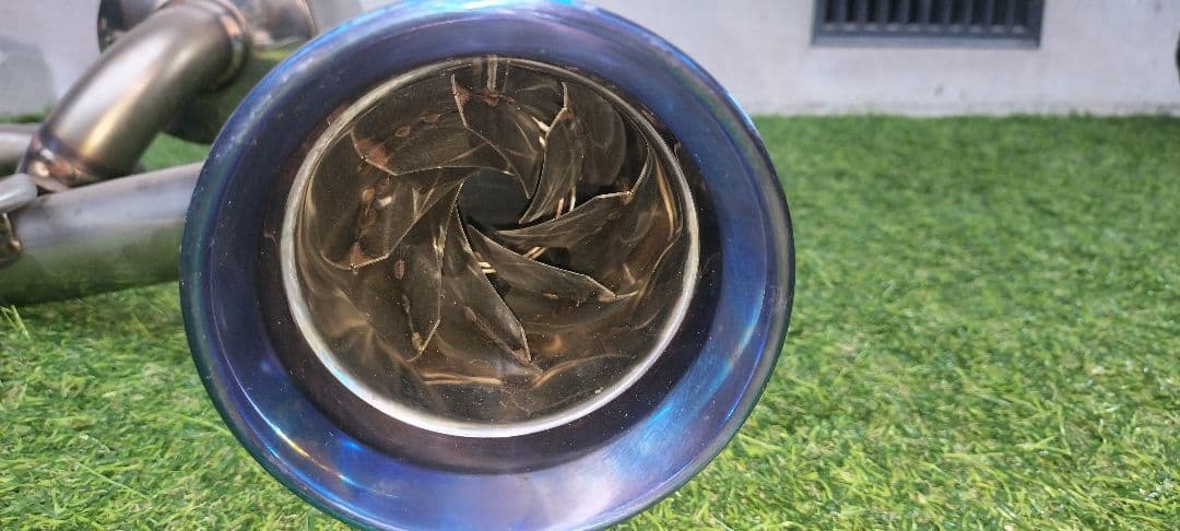 【コウジ】zc33s ガナドールマフラー、センター付