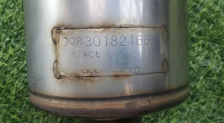 【コウジ】zc33s ガナドールマフラー、センター付