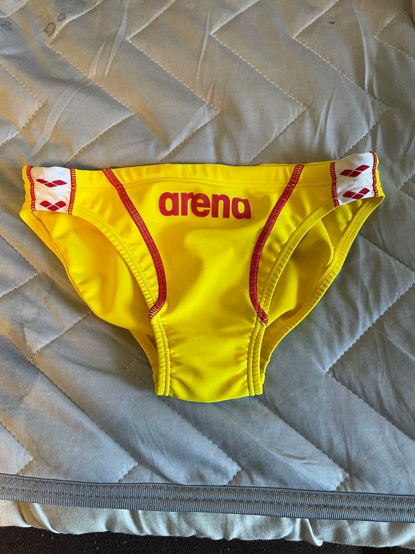 超希少　arena 競パン　M