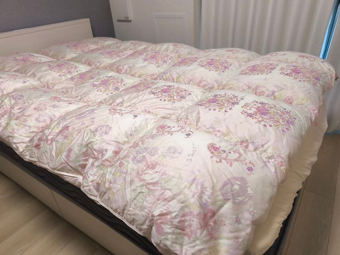丸八真綿　ソワリー　高級　羽毛掛け布団　羽毛布団