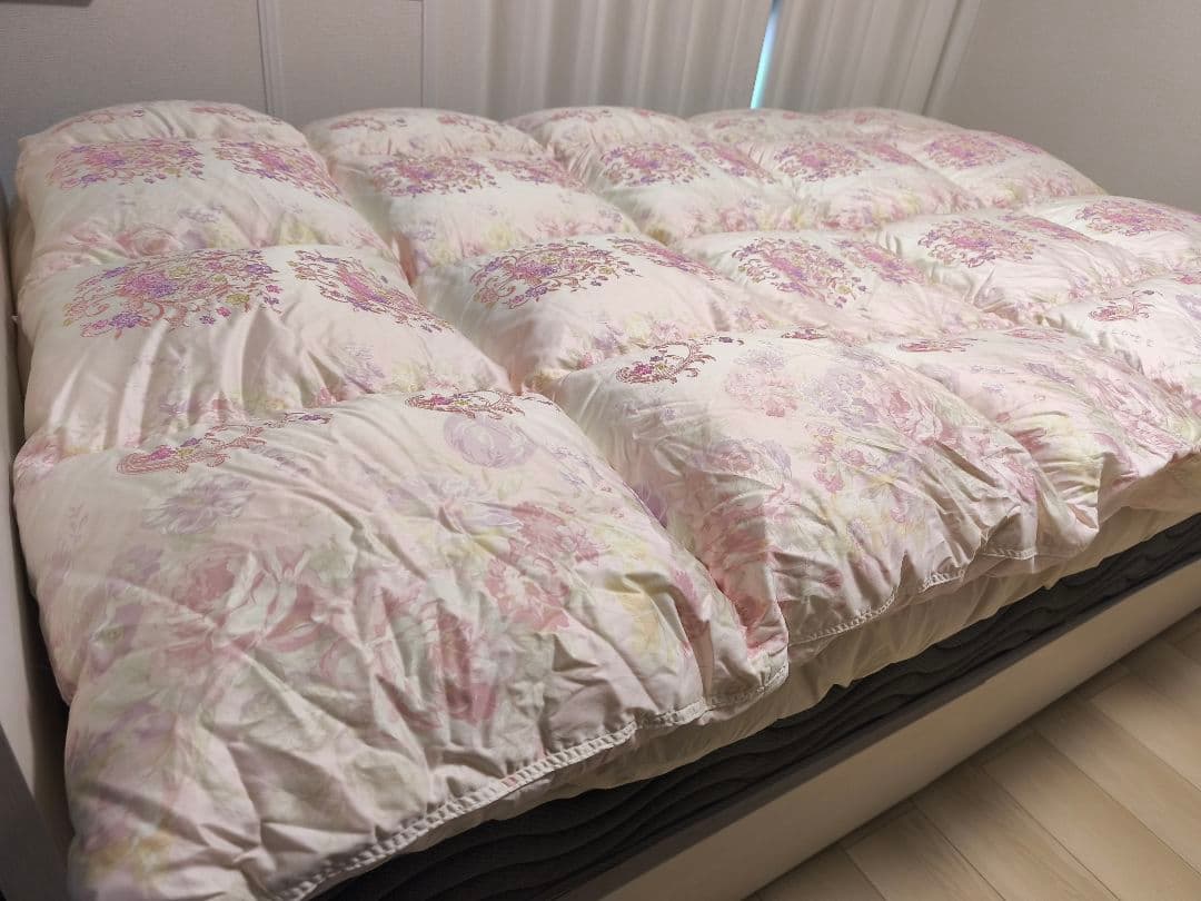 丸八真綿　ソワリー　高級　羽毛掛け布団　羽毛布団