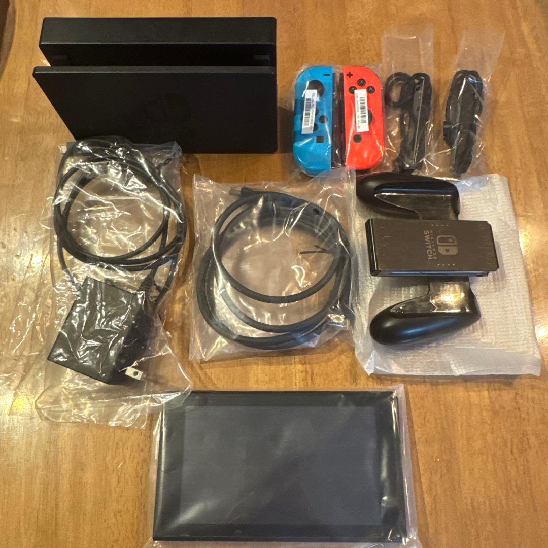 Nintendo Switch 本体　ジョイコンのみ不良品