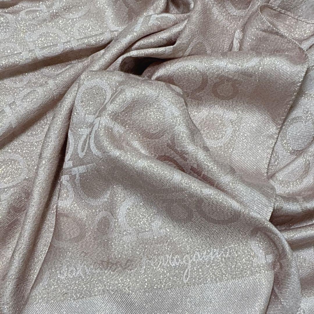 美品✨サルヴァトーレフェラガモ 大判ストール ショール ガンチーニ ラメ