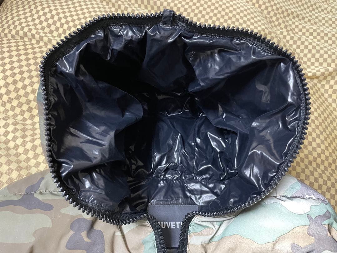 ど*ん様 国内正規　美品DUVETICAハイドロゲン　ダウンベスト希少サイズ56