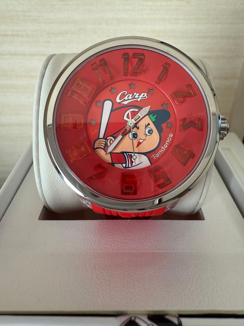【期間限定】Tendence Carp 腕時計 レッド 限定品 美品