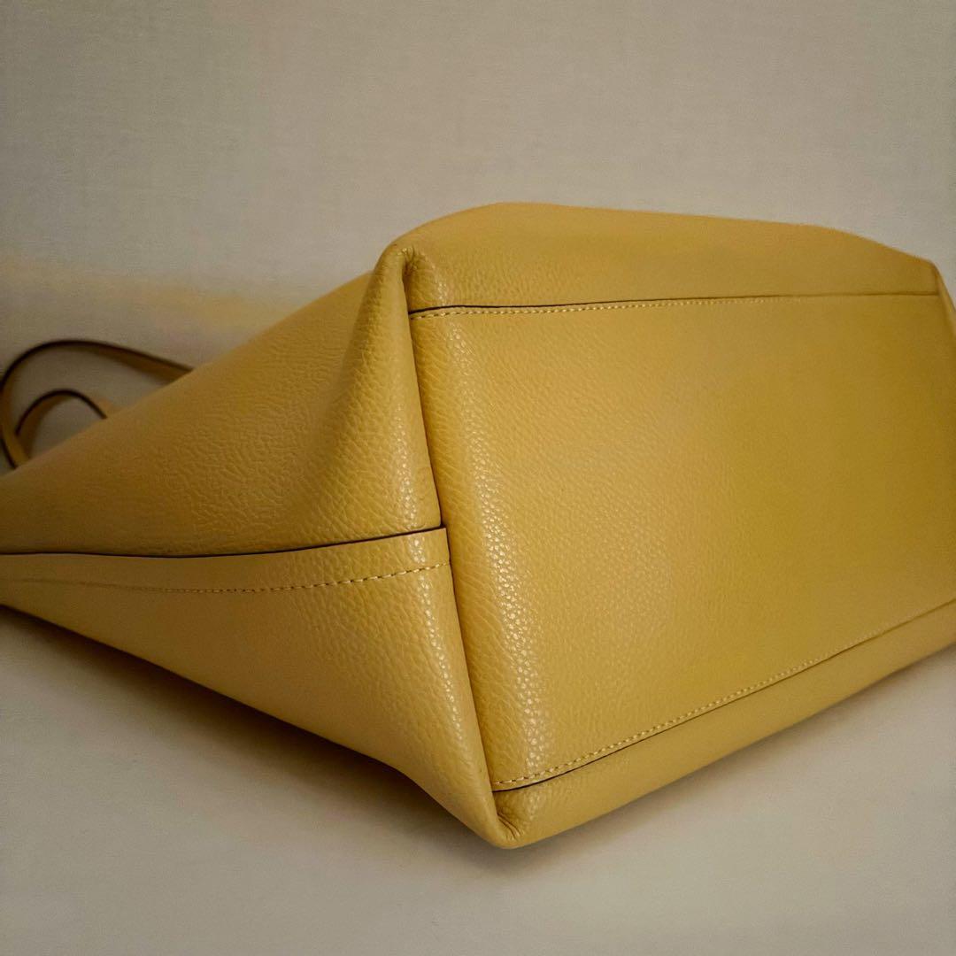 【大容量】COACH コーチ 極上美品 イエローレザートートバッグ A4