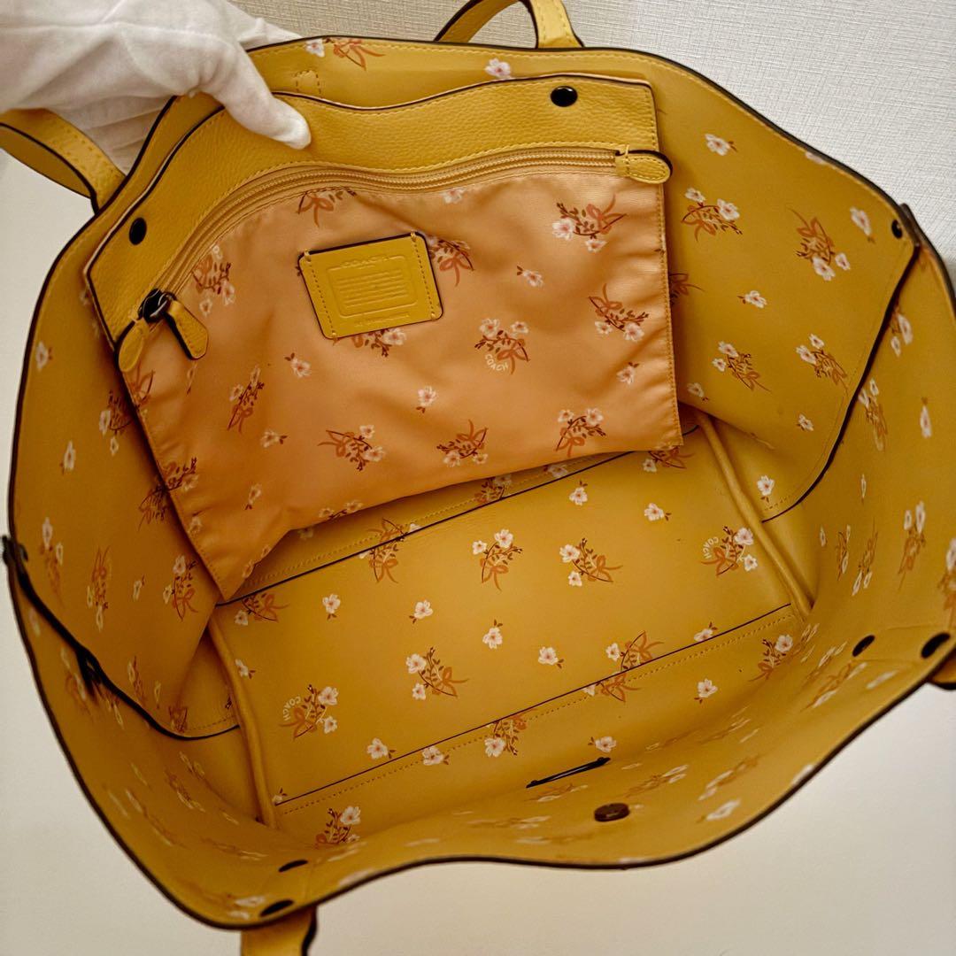 【大容量】COACH コーチ 極上美品 イエローレザートートバッグ A4