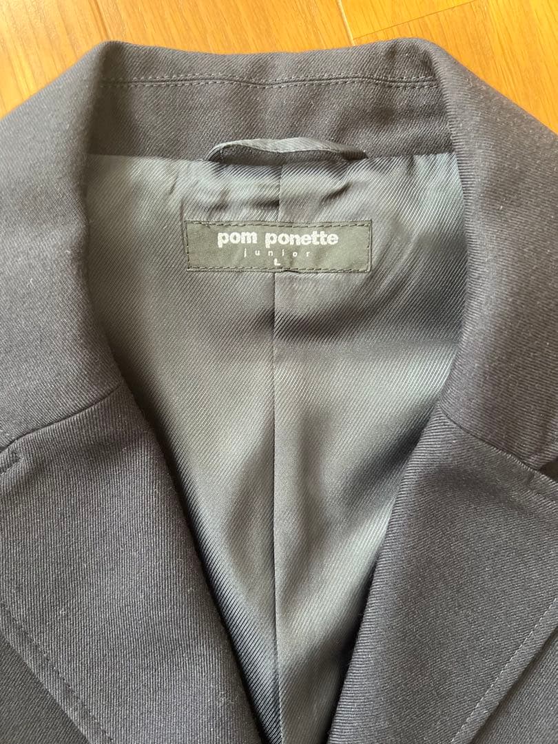 pom ponette ブレザーとチェックスカート