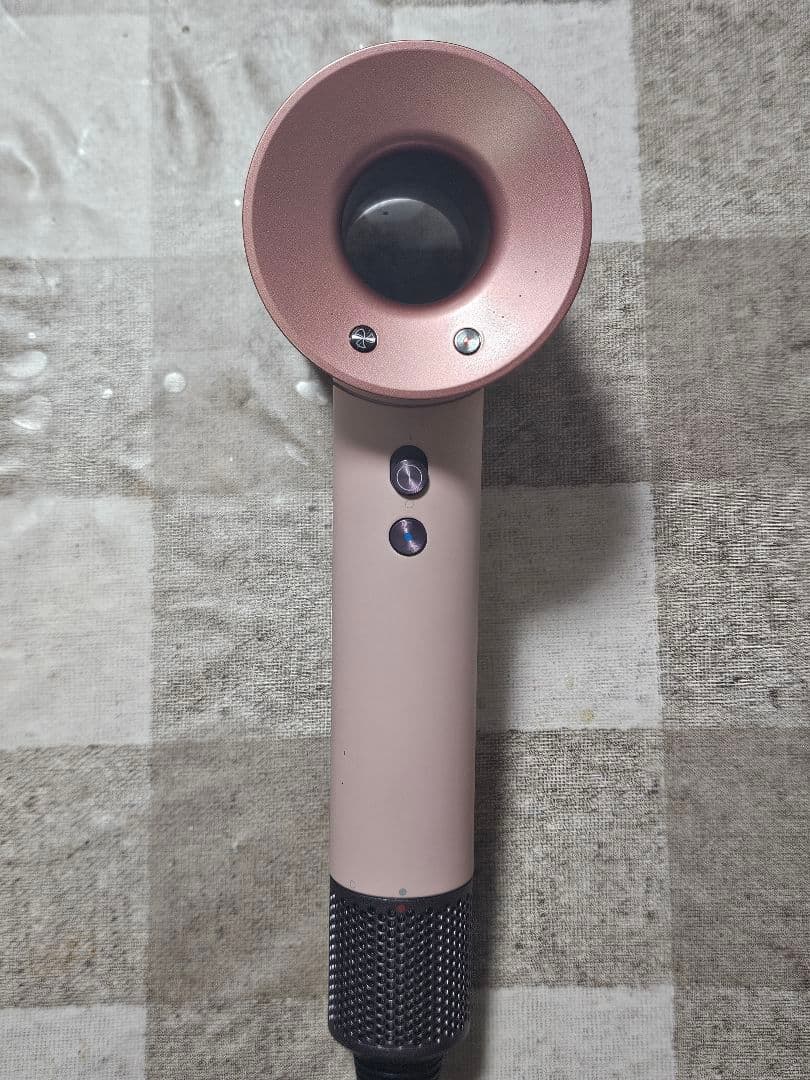 年始限定価格　保証付　ダイソン　メンテナンス済み　dyson hd08　最新ロゼ