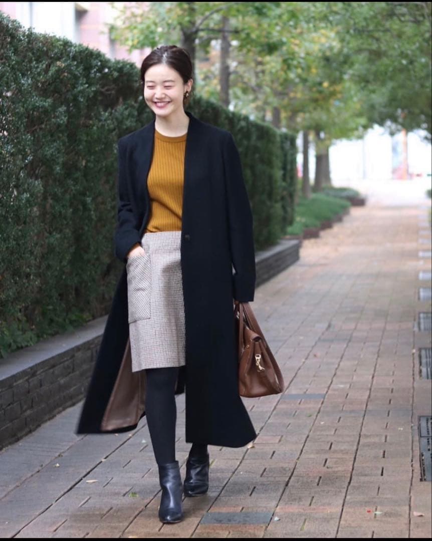 ブラックロングコート（レディース）