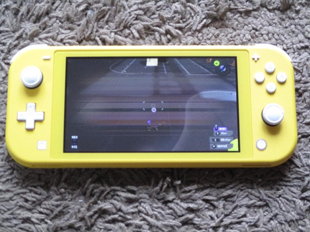 Nintendo Switch Lite イエロー 本体　スプラ３、ドラモン３付