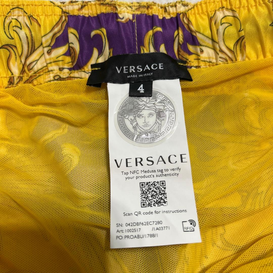 ♦︎新品未使用♦︎VERSACE♦︎ヴェルサーチ♦︎海水パンツ♦︎ハーフパンツ♦︎