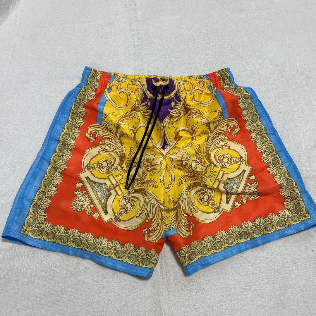 ♦︎新品未使用♦︎VERSACE♦︎ヴェルサーチ♦︎海水パンツ♦︎ハーフパンツ♦︎
