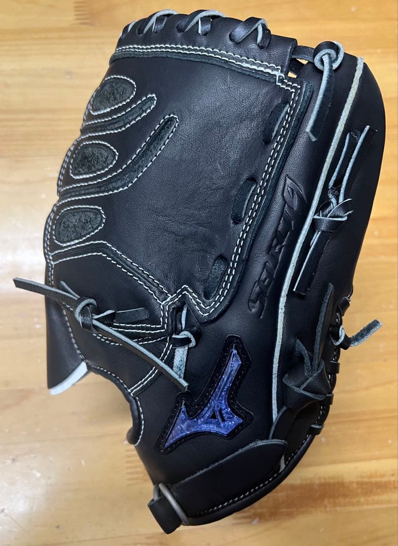ミズノ少年軟式グラブ 田中将大モデル 右投げ用