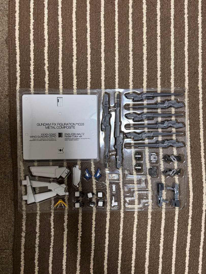 メタルコンポジット ウイングガンダムゼロ Noble Color Ver.