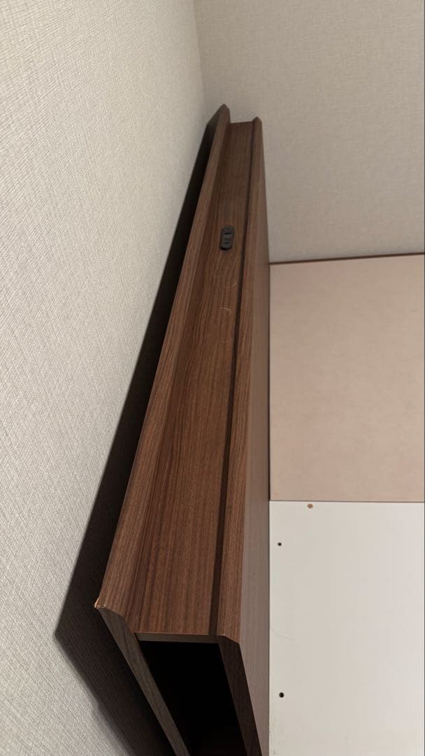 【美品】【引き取り、値下げ不可】ニトリクイーンベッドフレーム(カイト3 深型)