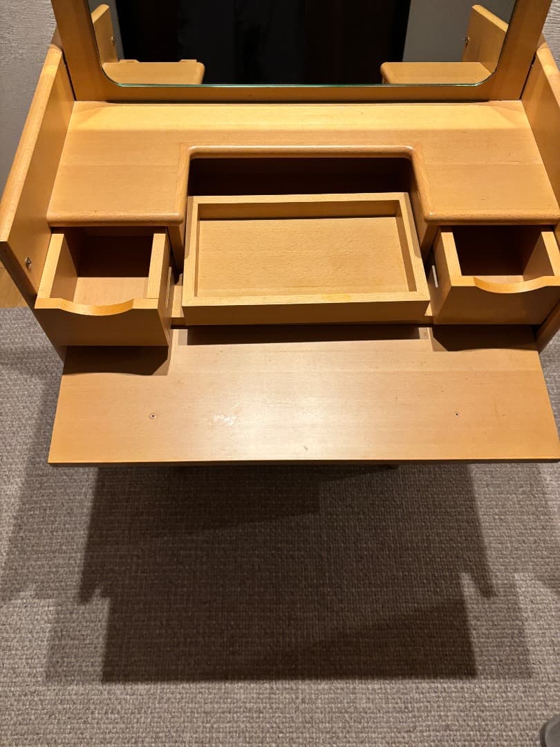 天童木工　特注ドレッサー