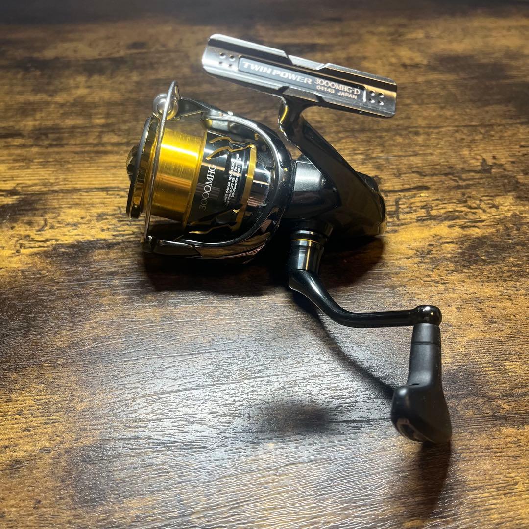 SHIMANO 20ツインパワー3000MHG