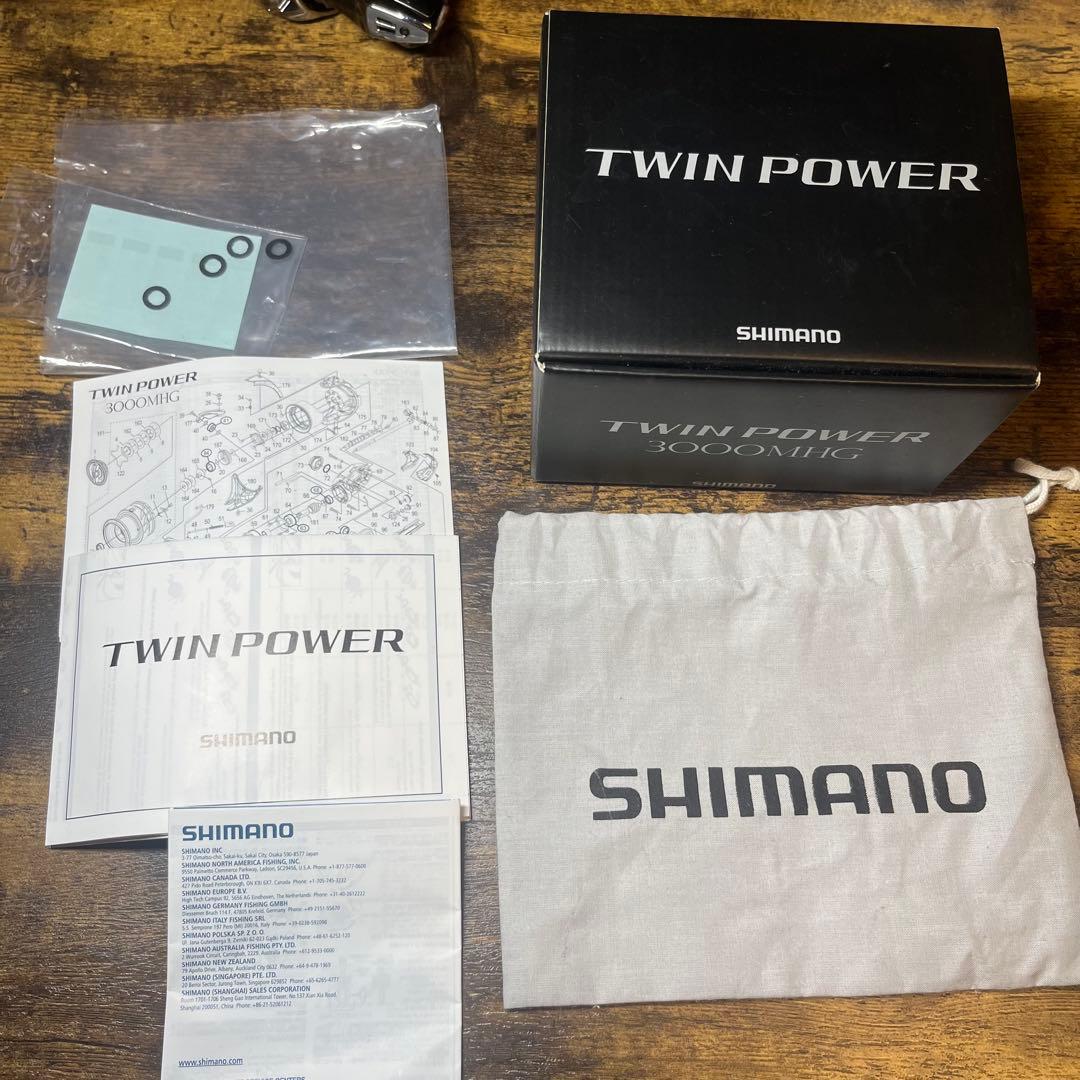SHIMANO 20ツインパワー3000MHG