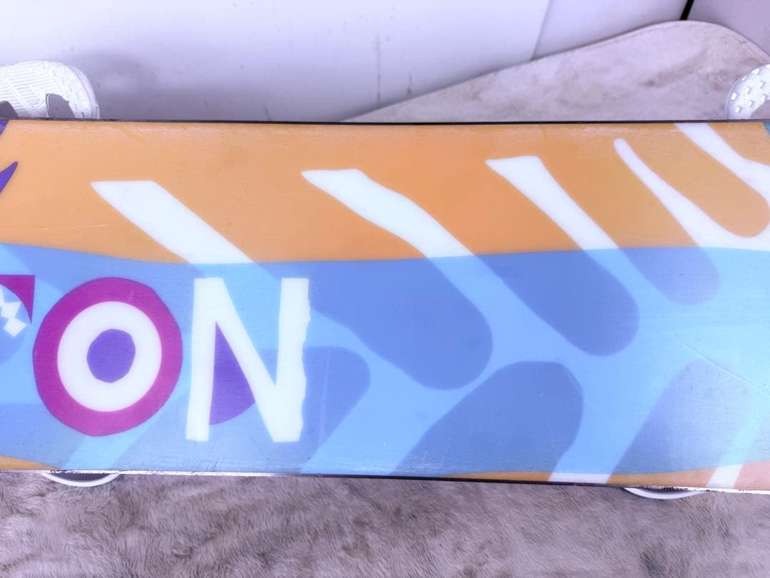 すぐに滑走可能♪ Burtonで揃えた 綺麗なレディース向けセット♪