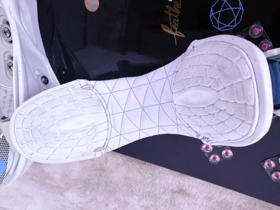 すぐに滑走可能♪ Burtonで揃えた 綺麗なレディース向けセット♪