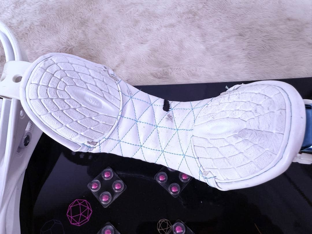 すぐに滑走可能♪ Burtonで揃えた 綺麗なレディース向けセット♪