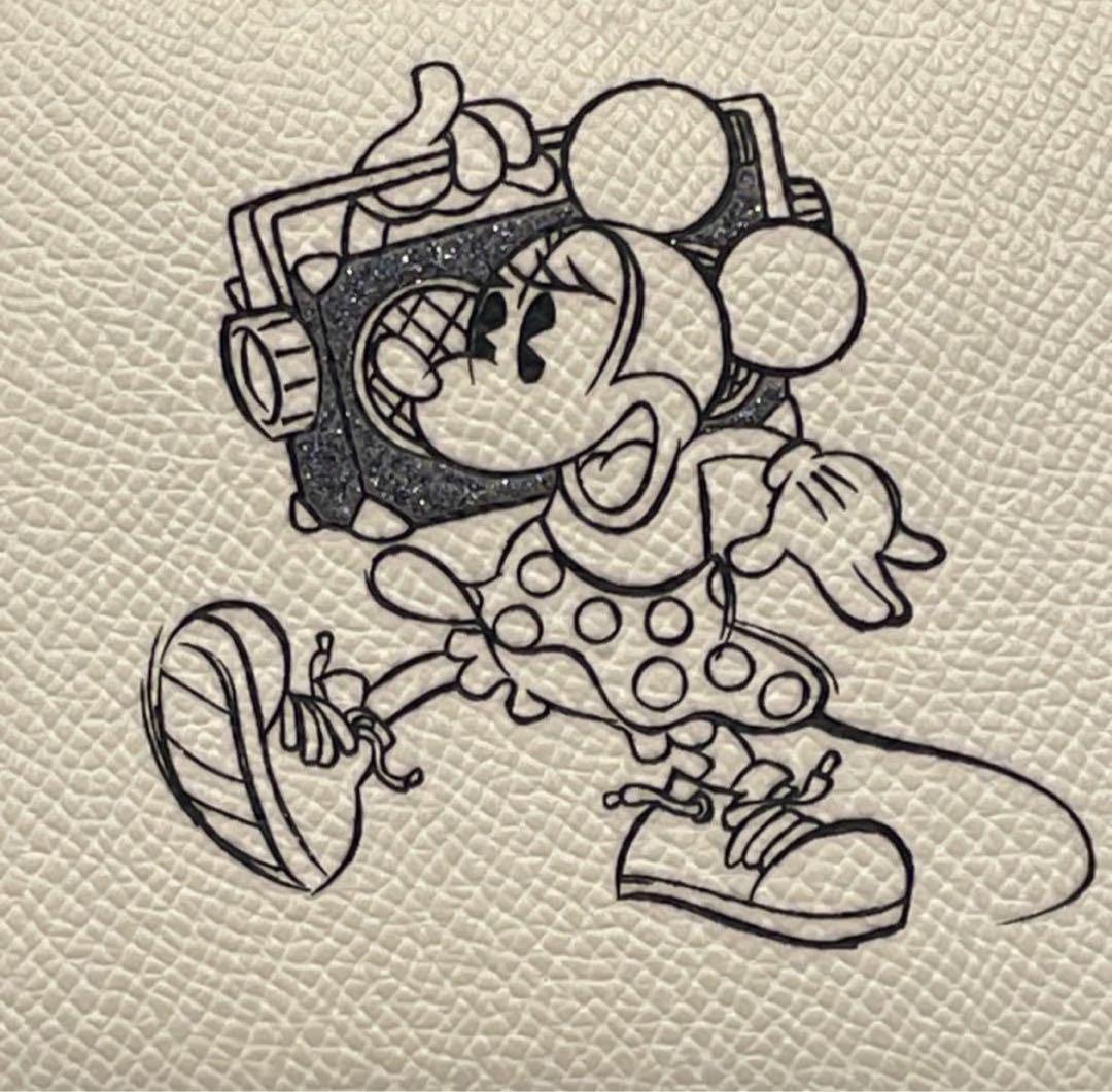 【Disneyコラボ 】Coach ミニーマウス 折り財布 ラウンドファスナー