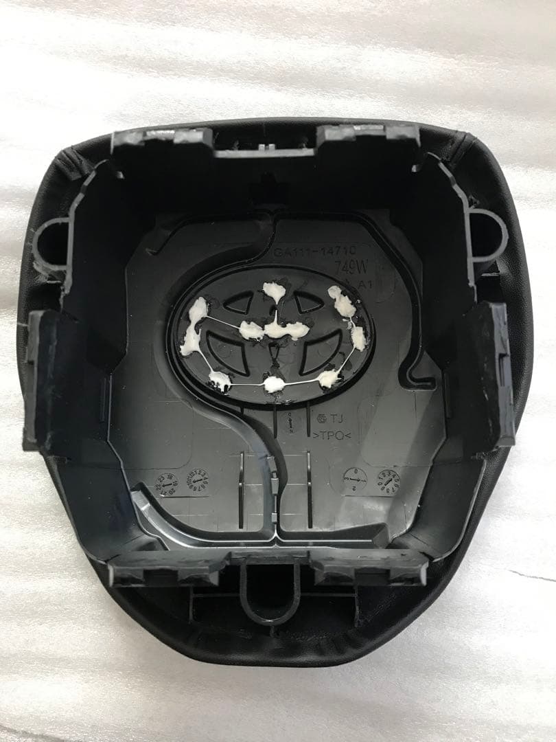 80ハリアー レザー エアバッグカバー ブラックステッチ