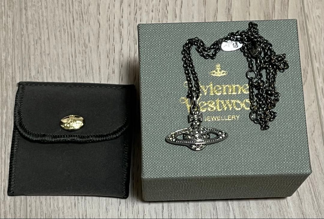 佐*ゅ様 Vivienne Westwood ユニセックスネックレス　ブラック