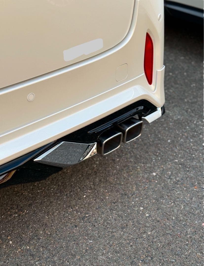 アルファード　40 マフラーカッター　モデリスタ　装着車にシンデレラフィット☆