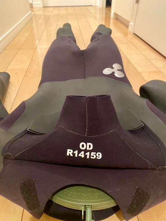 the rlm rubber  ウェットスーツ 5/3mm セミドライ