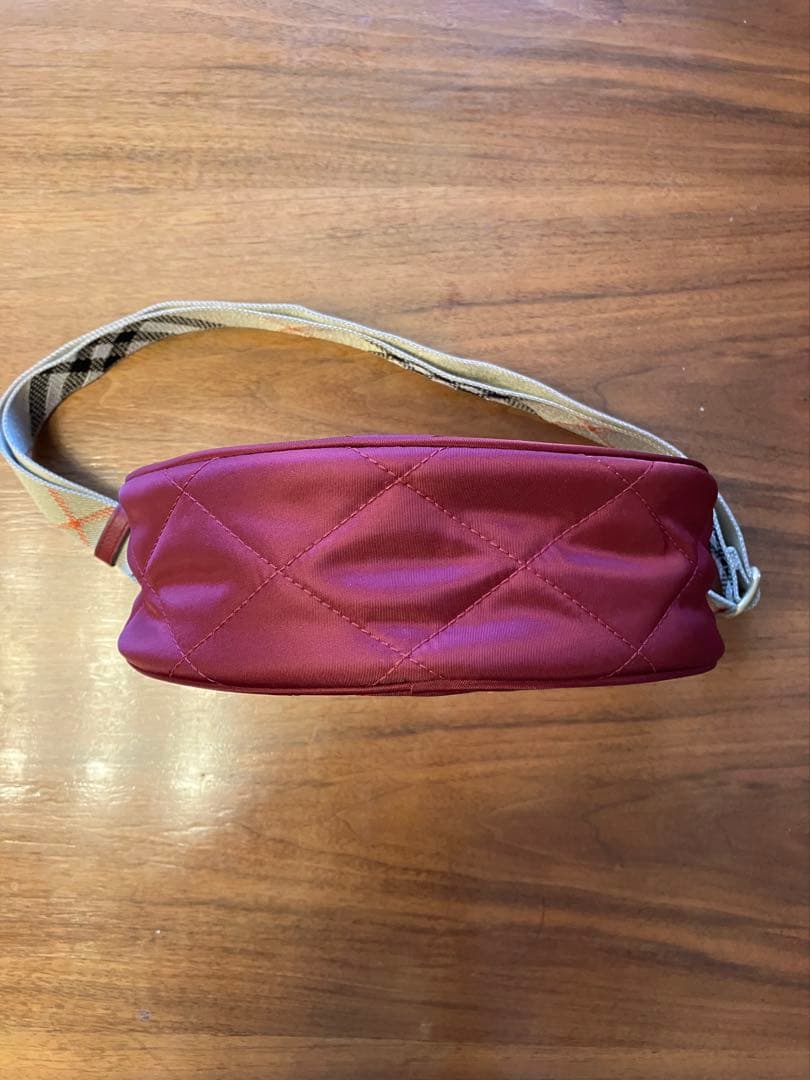 【2月で終了】【新品未使用】バーバリーホースシュークロスボディバッグ