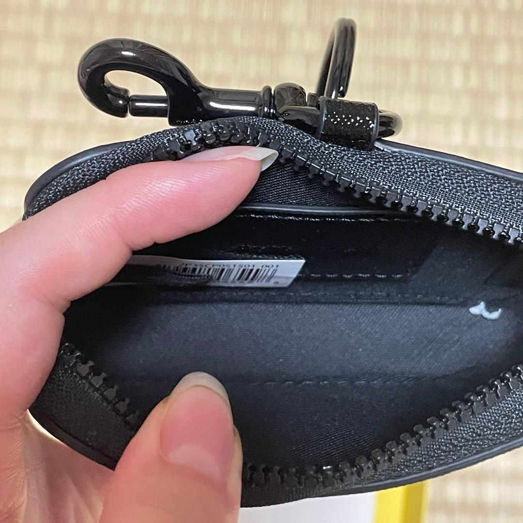 新品 MARC JACOBS ブラックキーケース