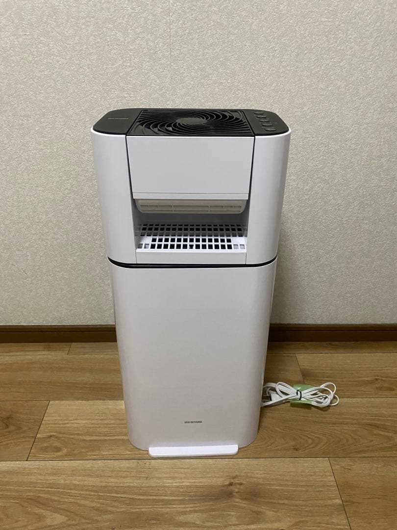 アイリスオーヤマサーキュレーター衣類乾燥除湿機 IJD-150-W 2021年