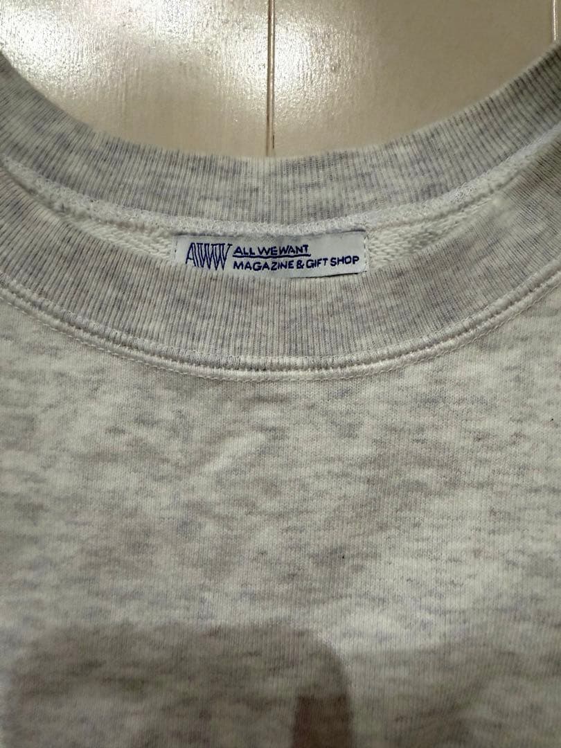 AWW magazine ALL WE WANT スウェット　グリーンロゴ
