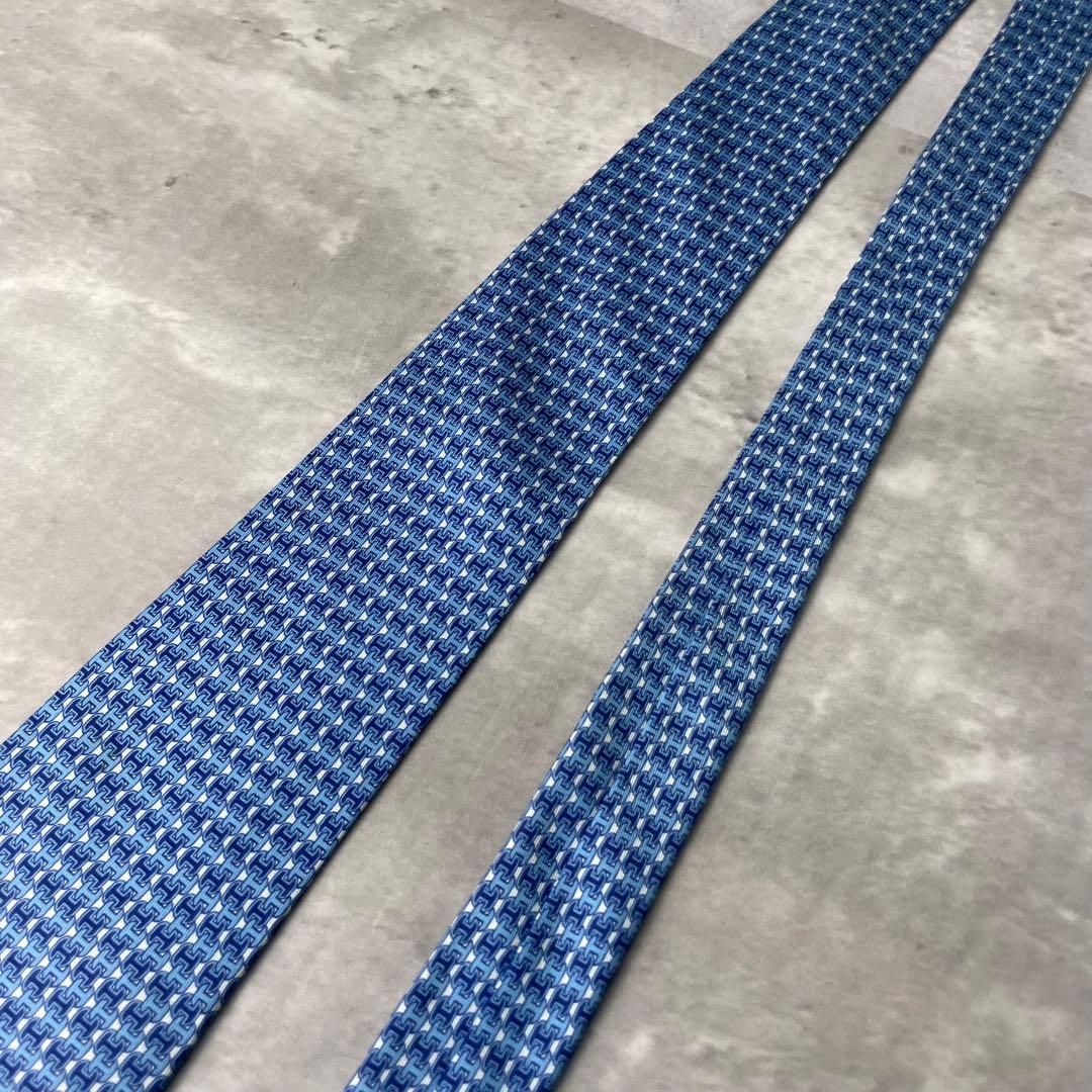 美品 HERMES エルメス H柄 総ロゴ ネクタイ ブルー 青 水色