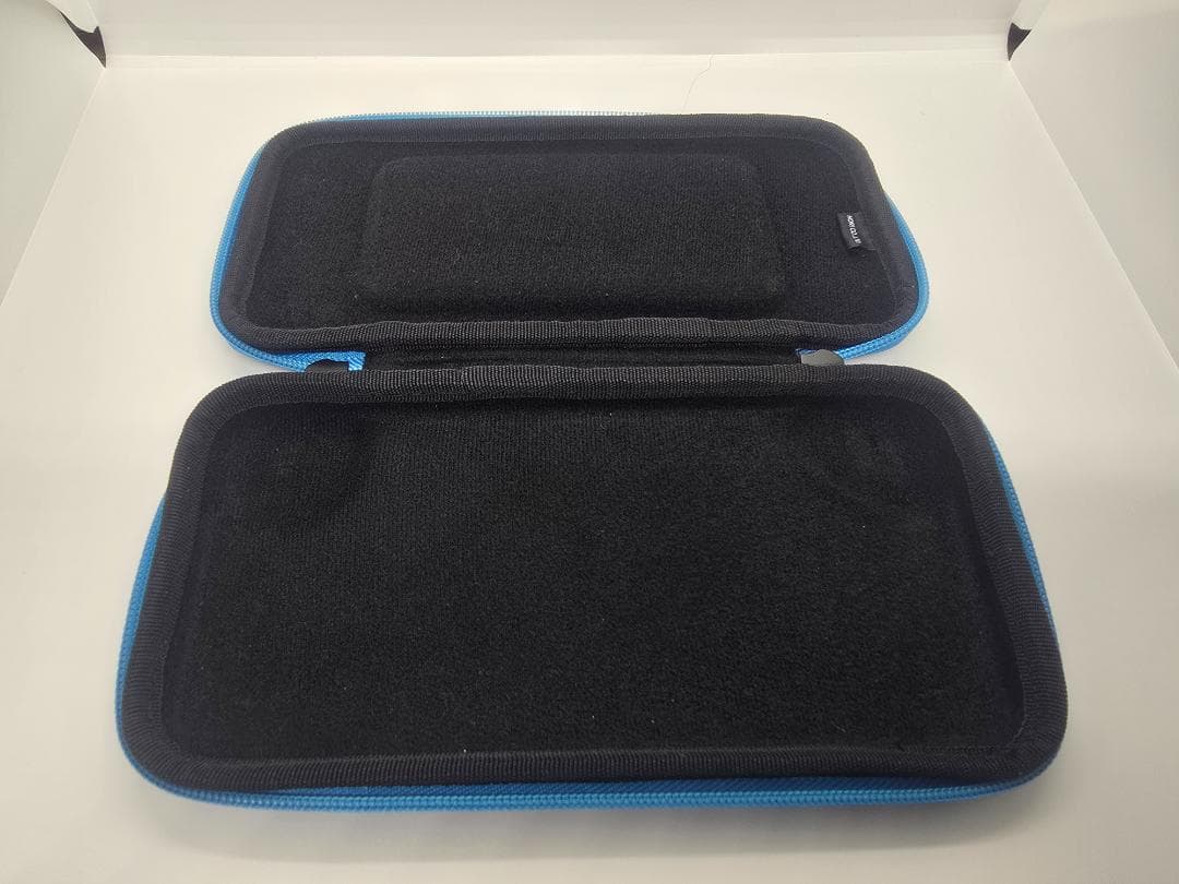 Nintendo Switch Lite ザシアン・ザマゼンタ ポケモンモデル