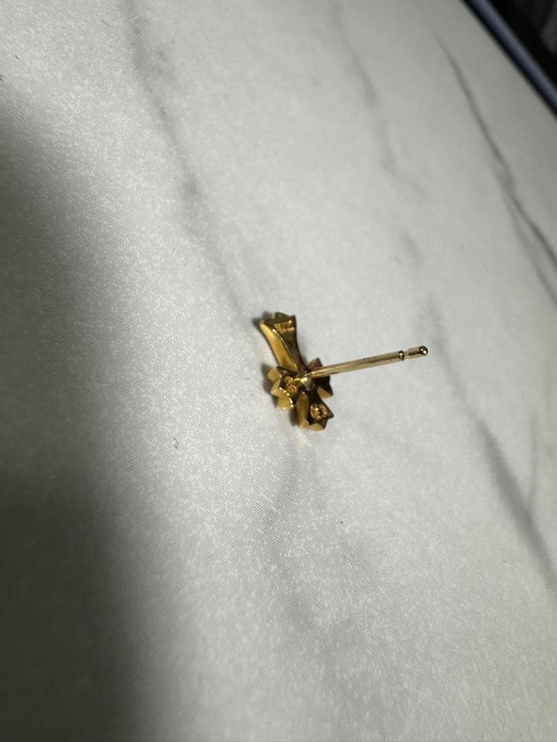 CHROMEHEARTS クロムハーツ22K chクロスピアスキャッチ無し