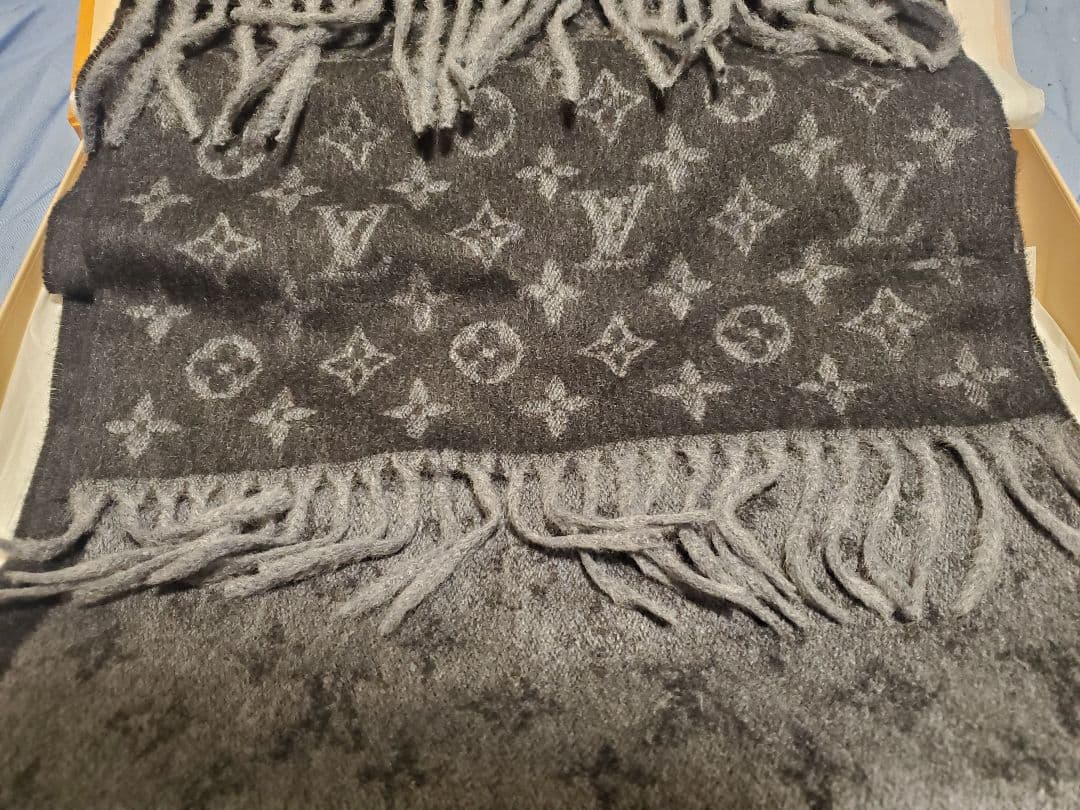 未使用品 Louis Vuitton モノグラム グラディエント マフラー