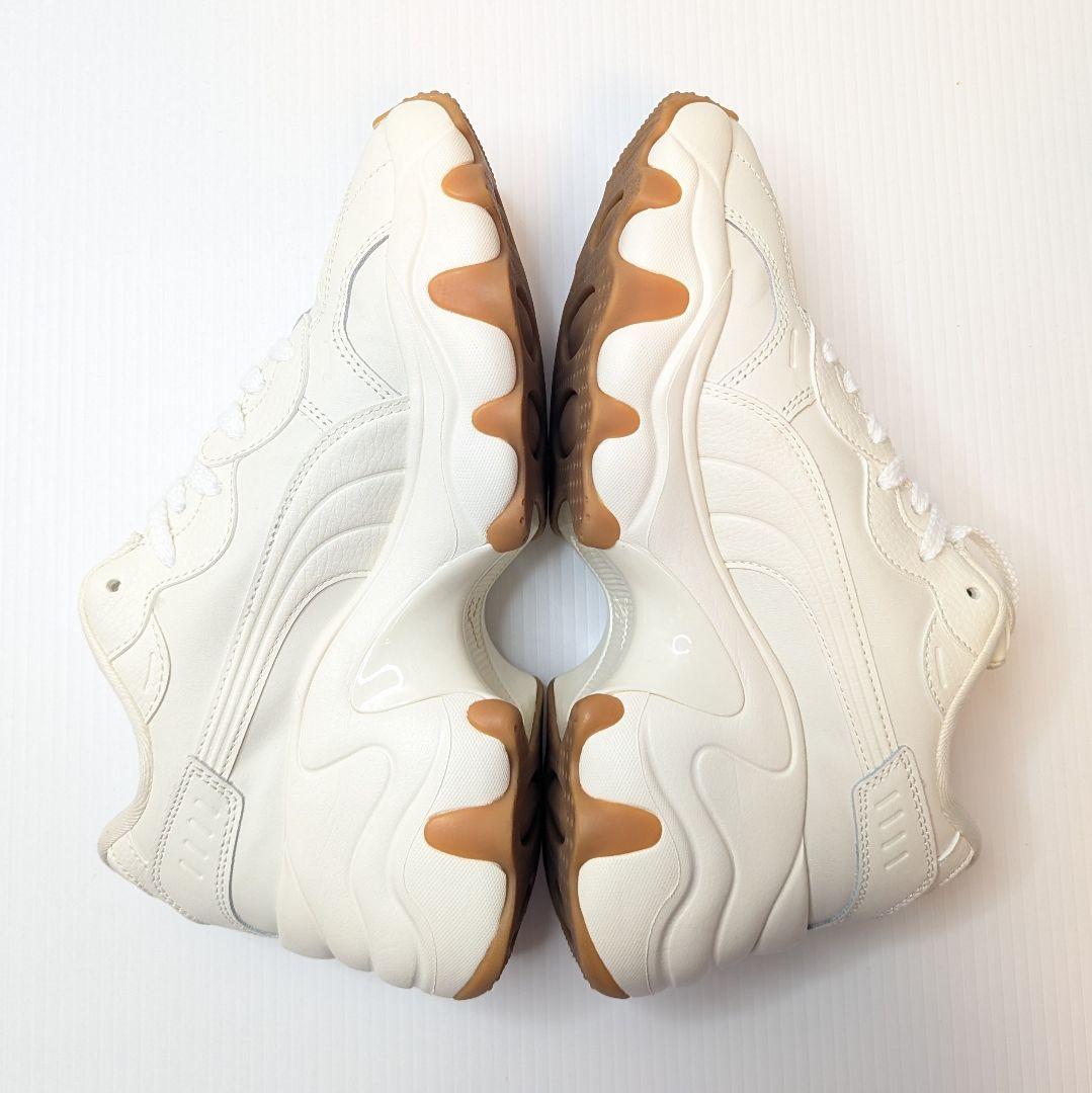 美品 PUMA プーマ パルサーウェッジ 24.5cm 厚底スニーカー オフ白