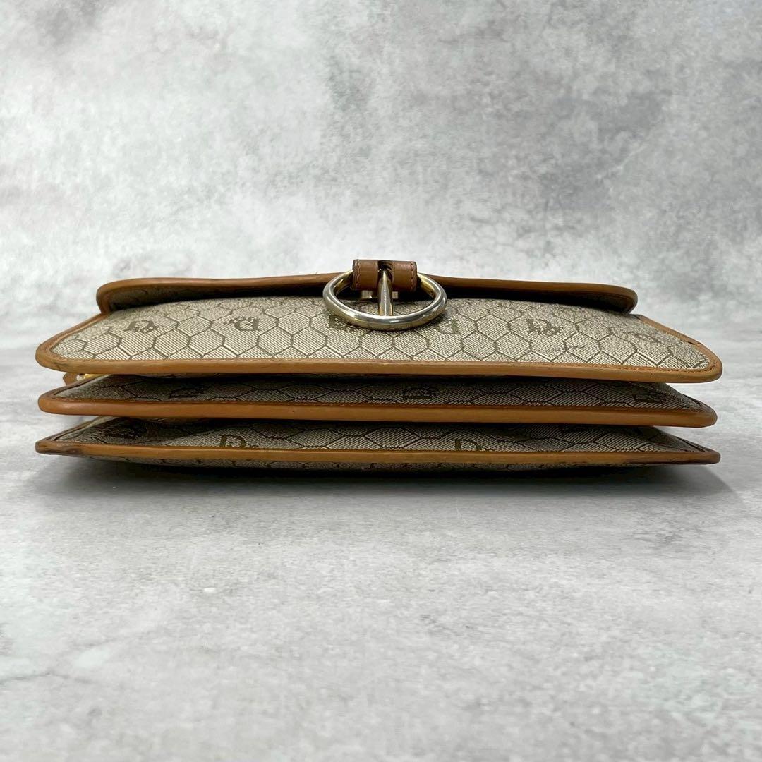 【美品】ディオール　ショルダーバッグ　ハニカム　レザー　PVC ロゴ金具