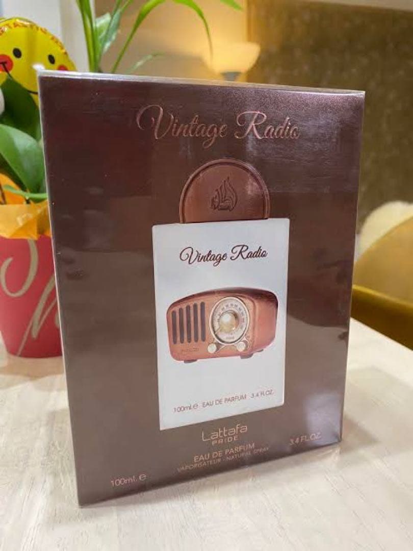 香水(男性用) Lattafa Vintage Radio