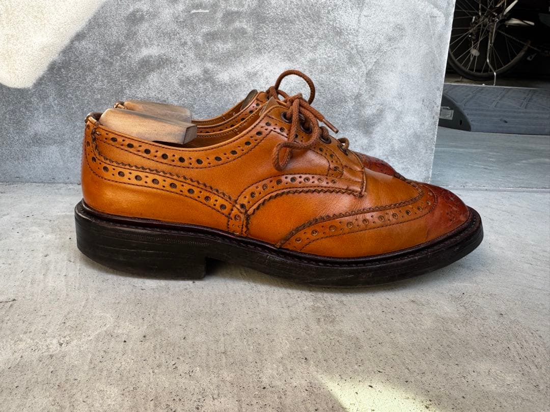 トリッカーズ　ウィングチップ　UK7 ダイナイト