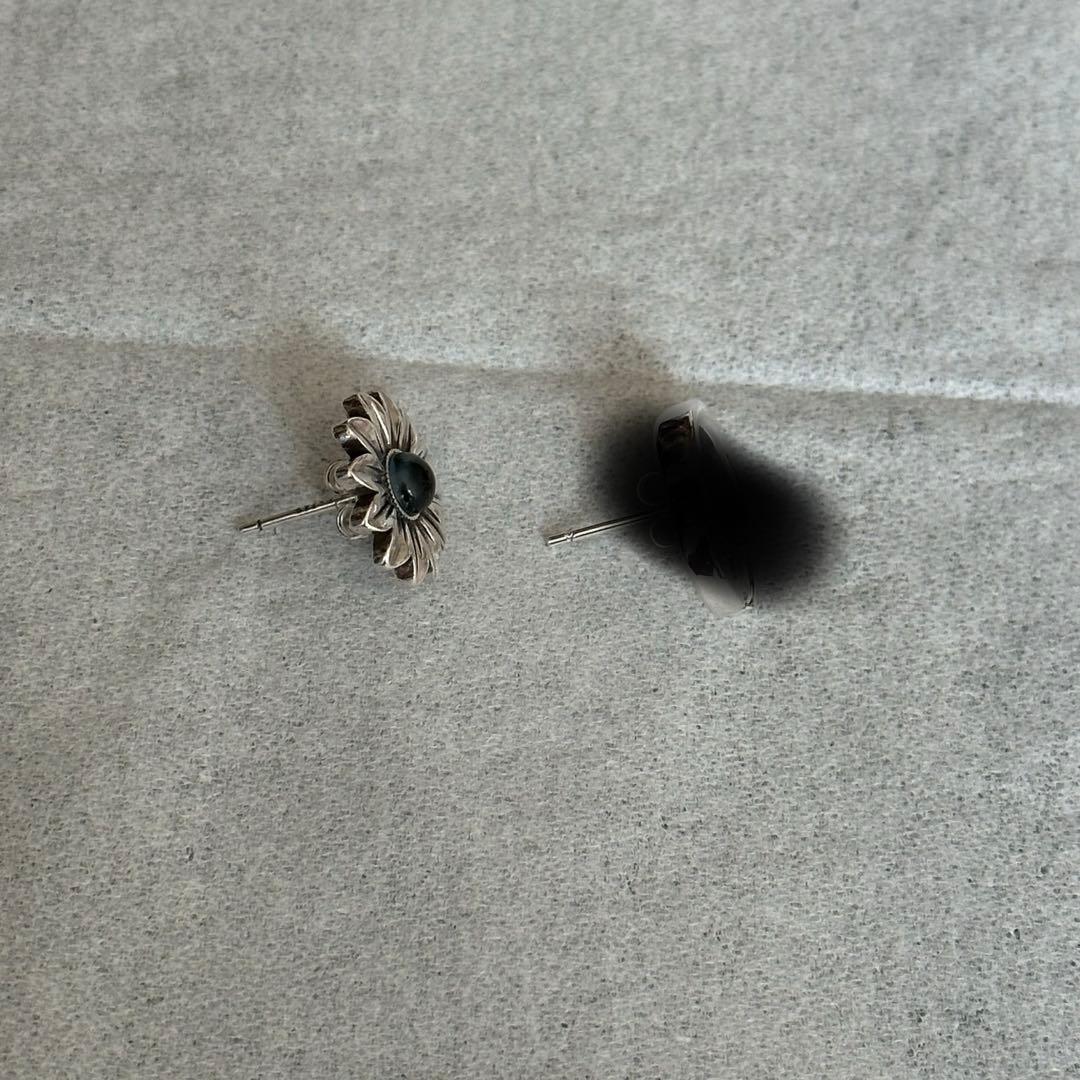 GUCCI シルバー９２５　フラワーモチーフ ピアス　片耳