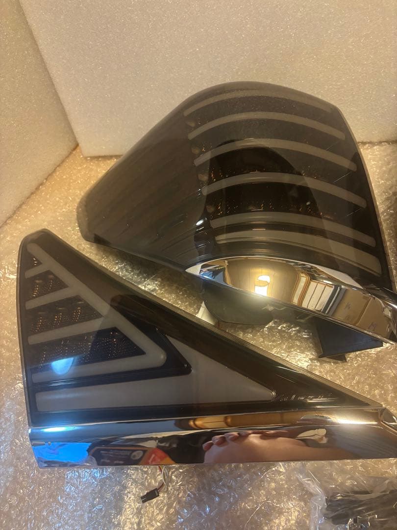 ★美品★ヴァレンティ テールランプ valenti REVO ヴェルファイア★